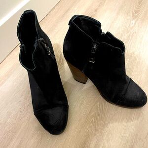 Rag and Bone Sleek Black Ankle Booties with Chunky Heel